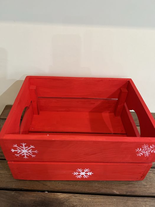 Дървена коледна кутия / щайга – ръчна изработка