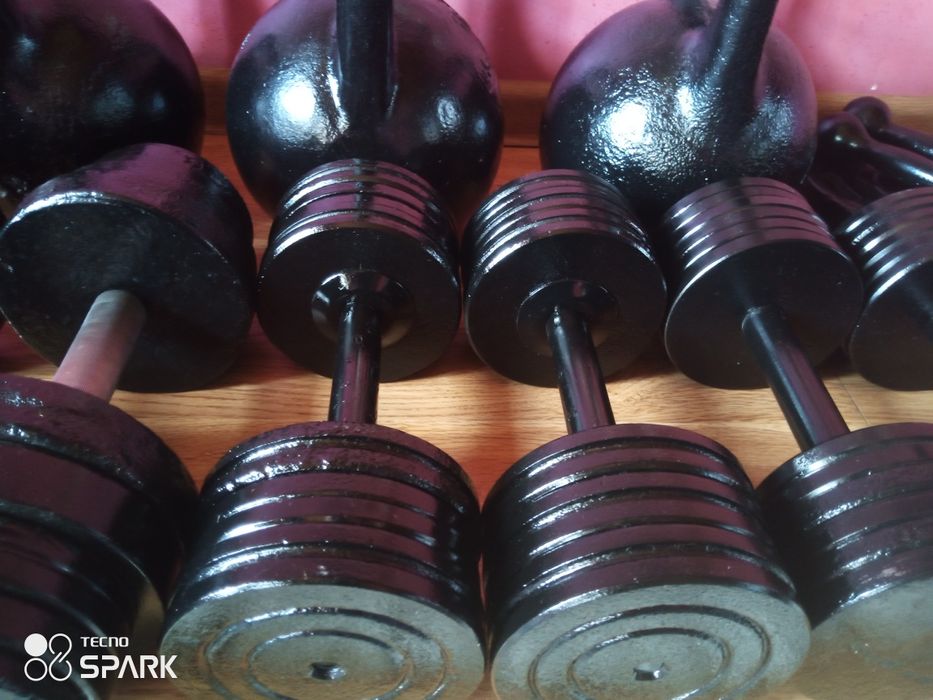 Гантели и гири Советский