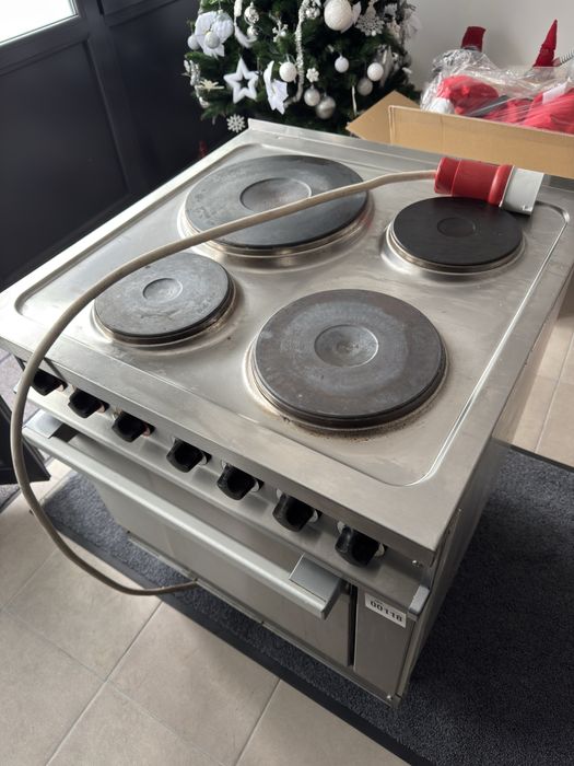 Plita electrica/cuptor si masa calda pentru Horeca