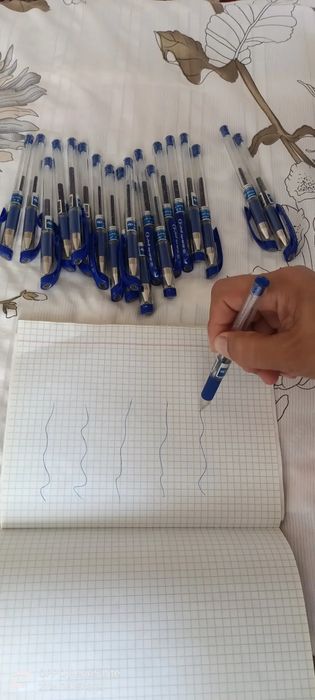 Гелиевый ручкалар сотилади
