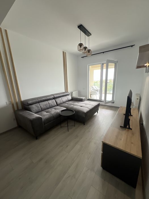 Inchiriez apartament 2 camere, terasă 17 mp, vedere Lacul Morii