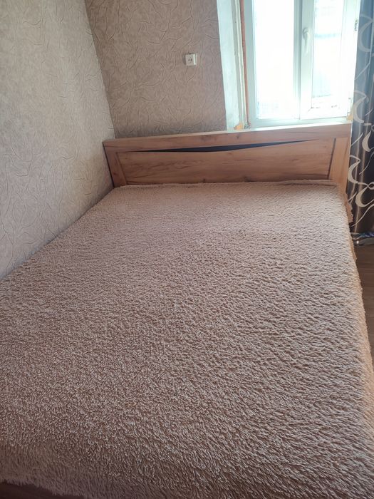 Кровать 2х спальная,в отличном состоянии