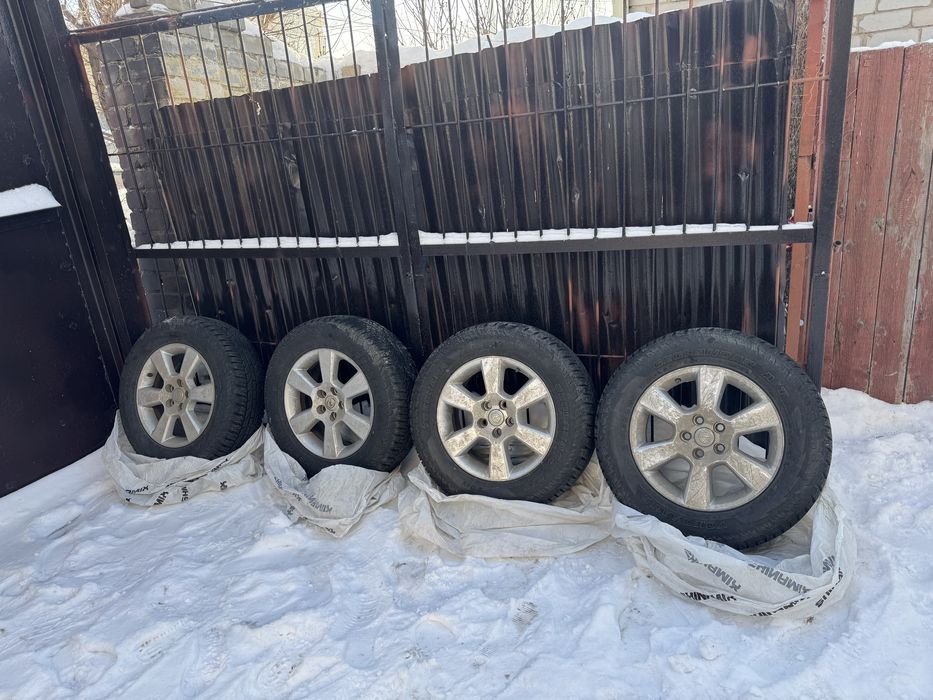 Продам диски с резиной