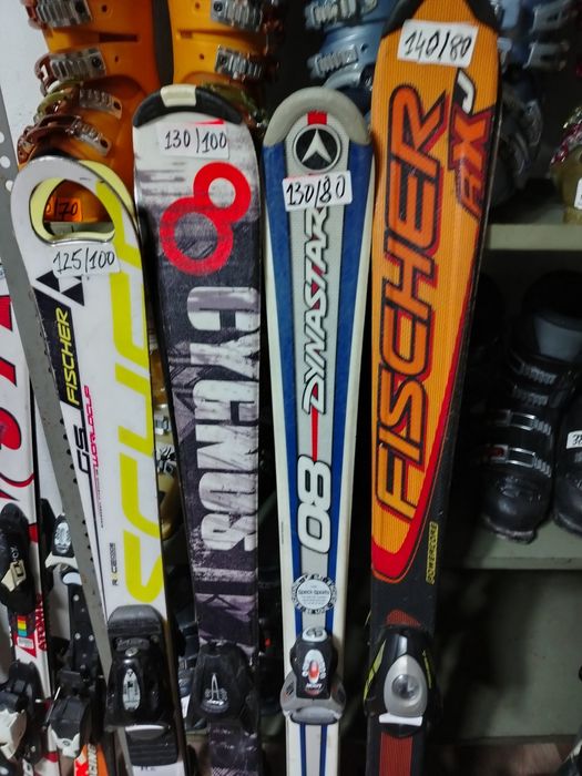 Ски и ски обувки втора