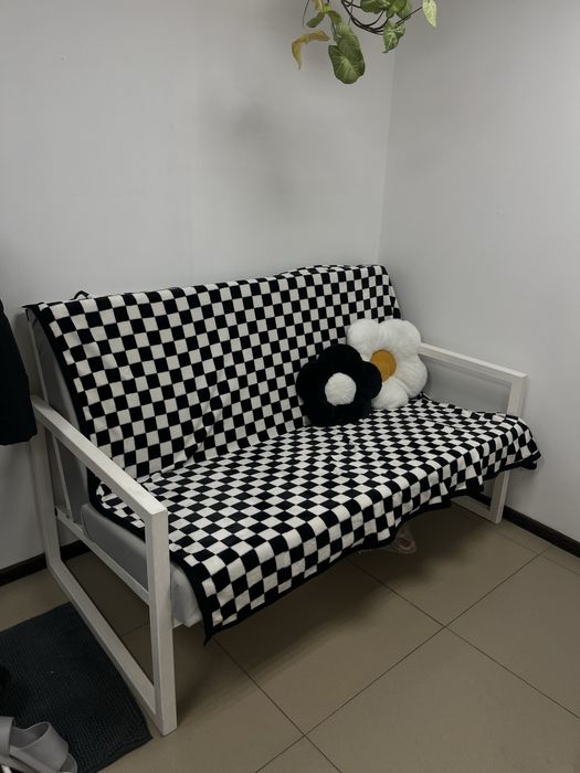 Диван срочно! Назарбаева