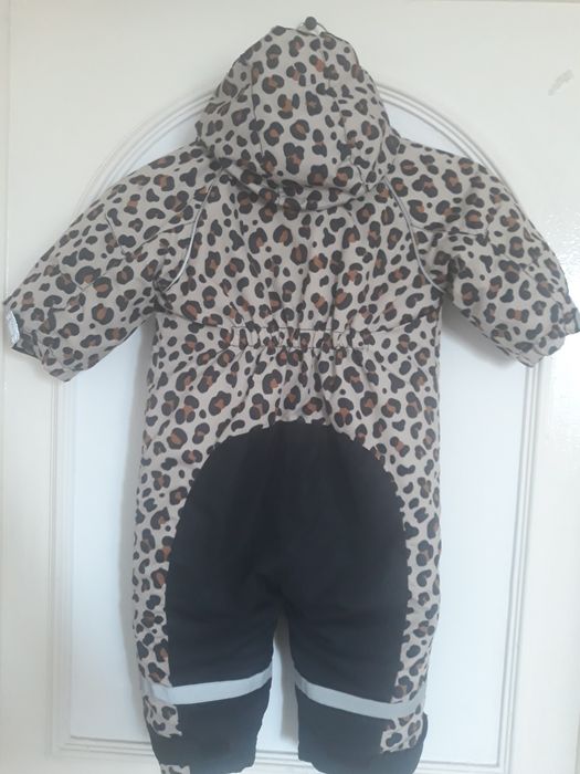 Комбинезон,куртки