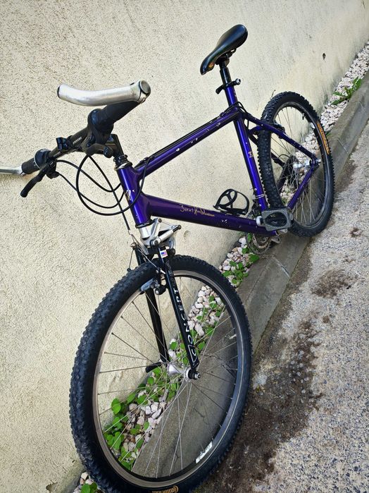 Bicicleta mtb mountain bike cu suspensie
