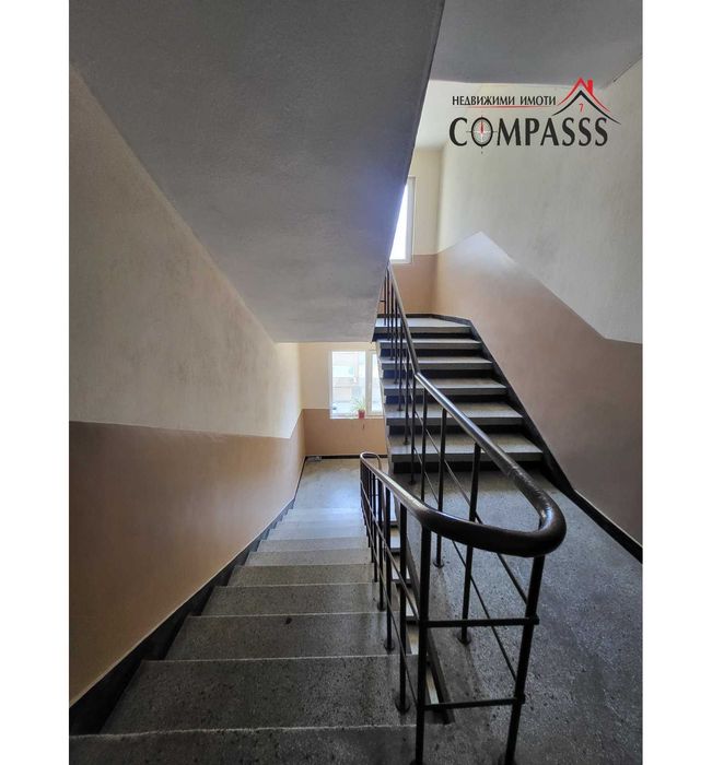 гр. Добрич, 3-ен апартамент район Бакарди - 255000лв.!