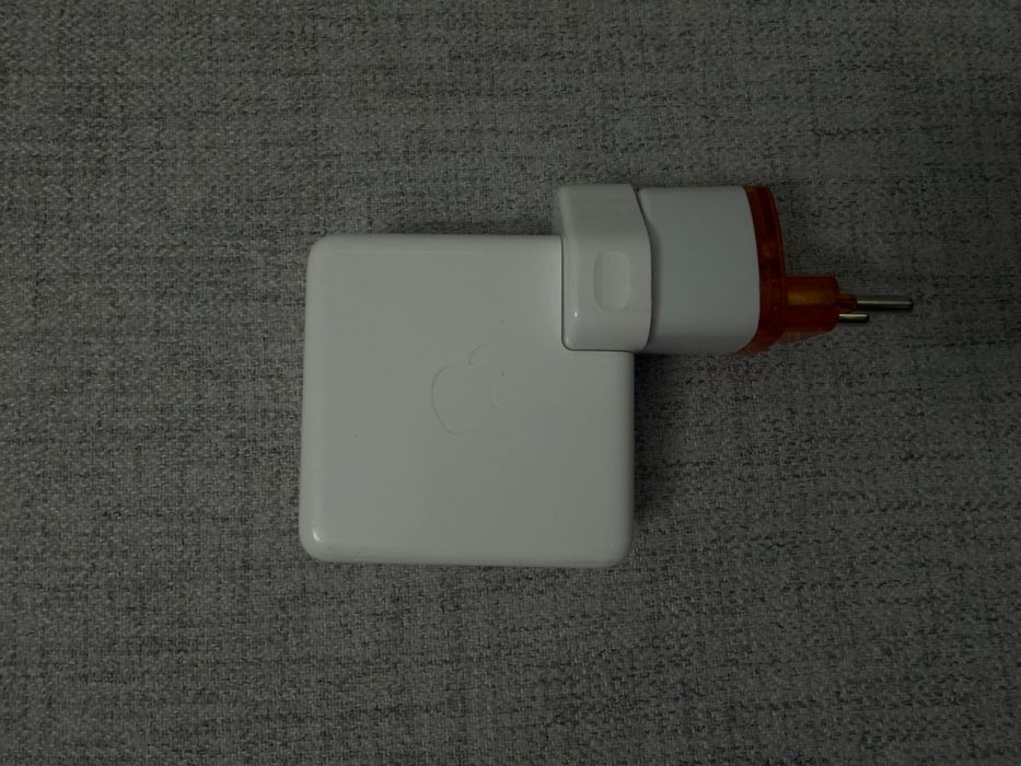 MacBook Pro 15   2019 + зарядка,Apple Mouse