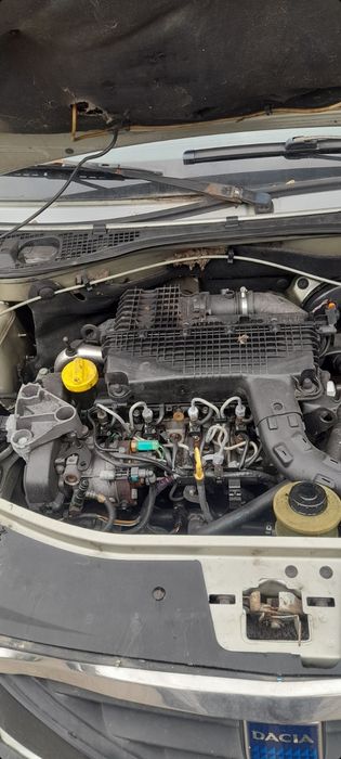 Vând motor logan 2006 1.5 dcii euro 3 motorul se da cu proba