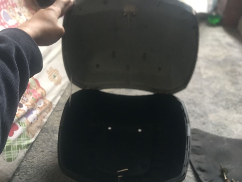 Скутер кофра сотилади янги