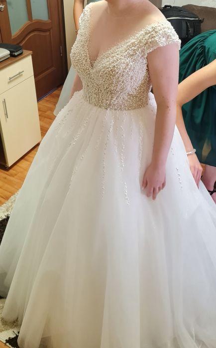 Vand rochie de mireasa