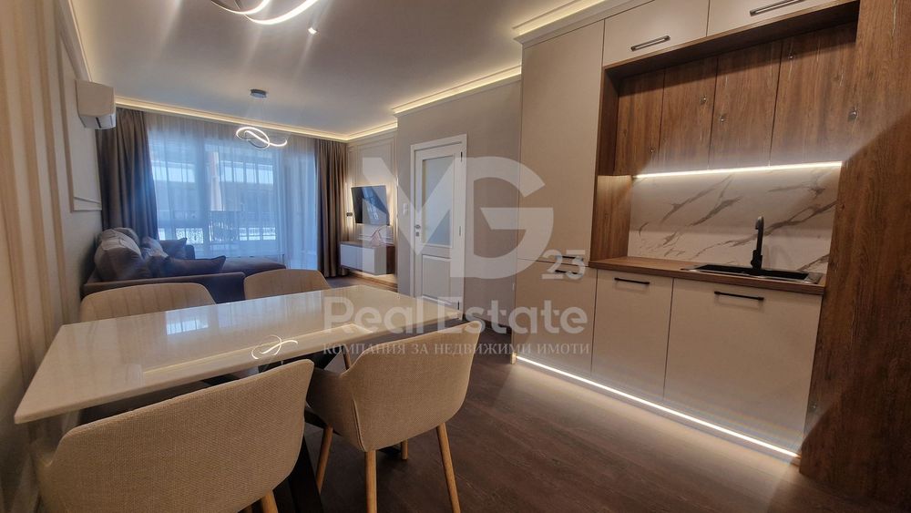 Продава се Двустаен апартамент в Пловдив, Христо Смирненски - 78 кв.м за 1993 €/кв.м - Снимка #2