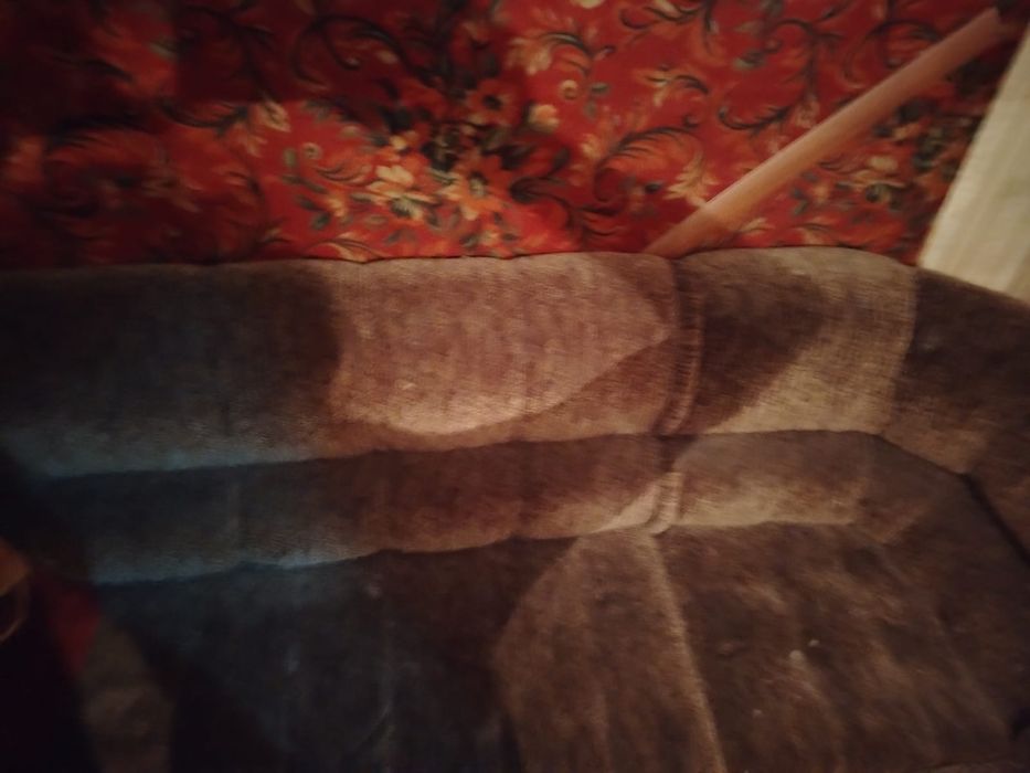 Отдам  угловой диван