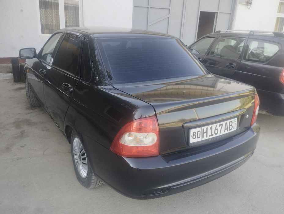 Lada priora sotiladi