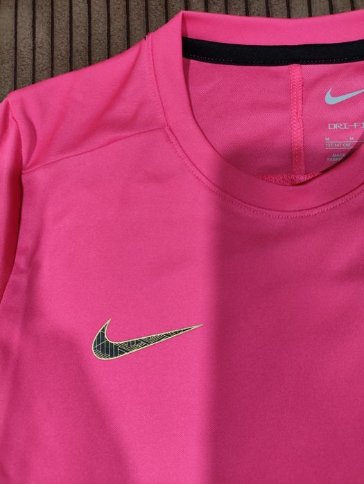 НОВА! Тениска Nike Kylian Mbappé Academy Junior