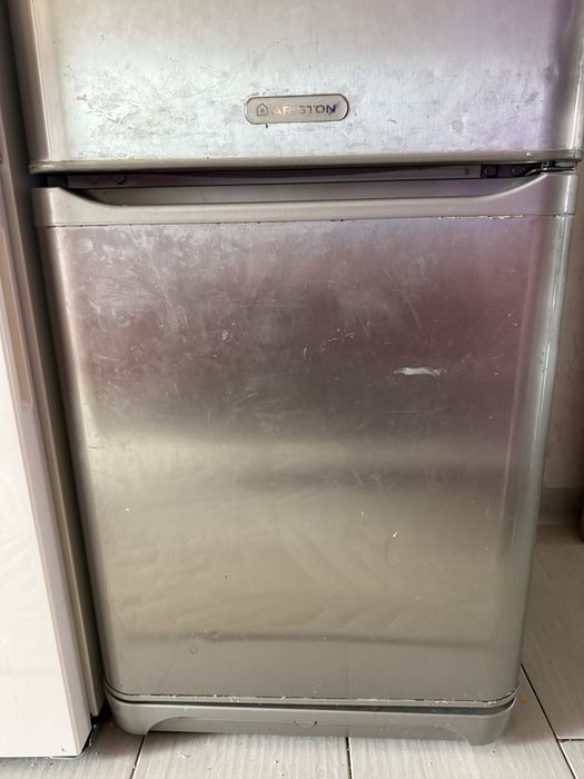 Аристон холодильник