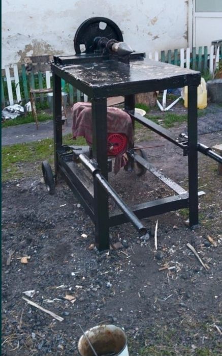 Продам дровокол.