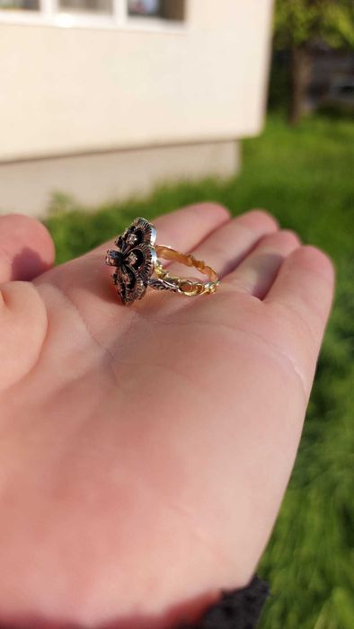 Inel vechi din aur 14k si diamante