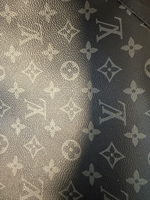 Louis vuitton shoulder bag