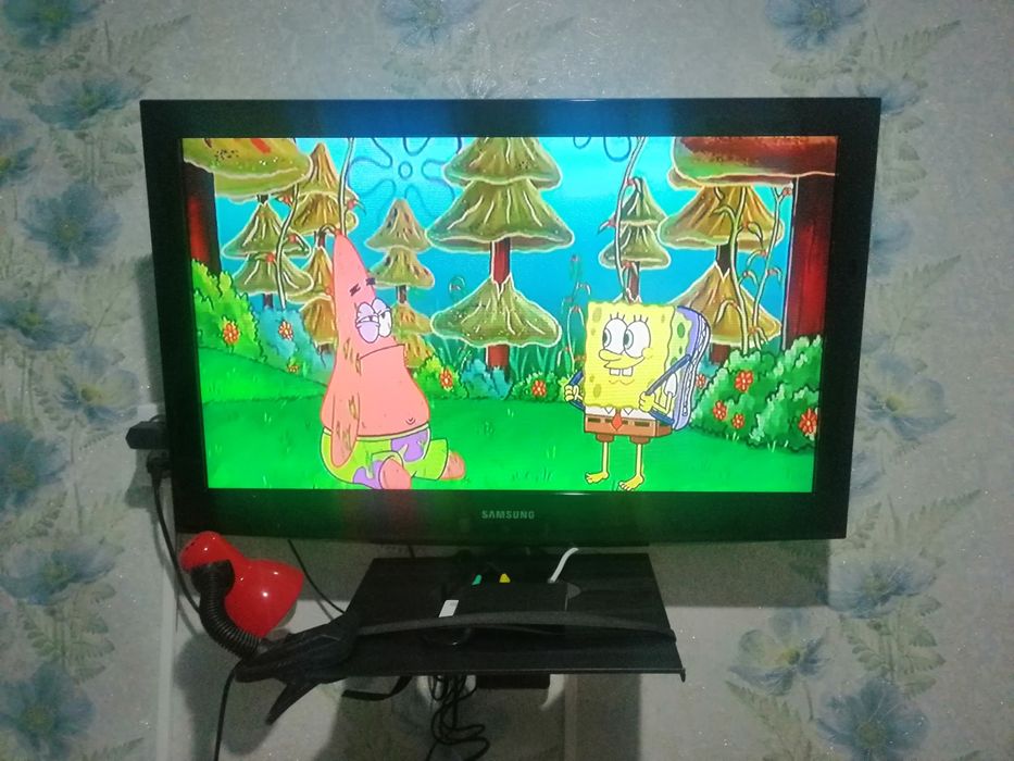 Телевизор самсунг