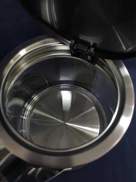 Електрическа кана за вода Severin 1L