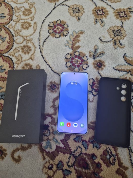 Продается телефон