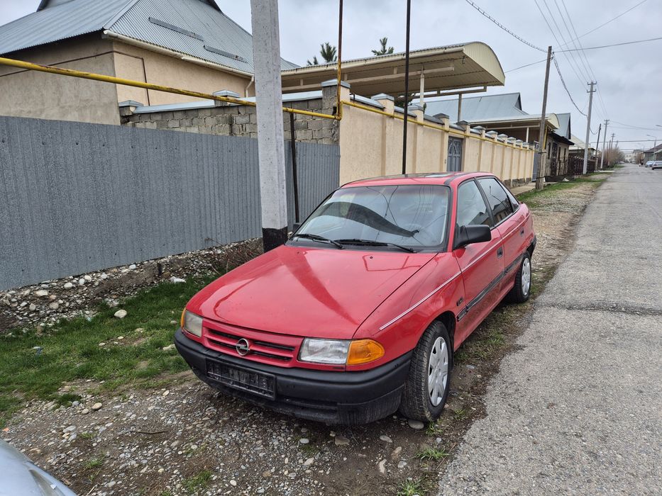 Срочно продоётся опель астра