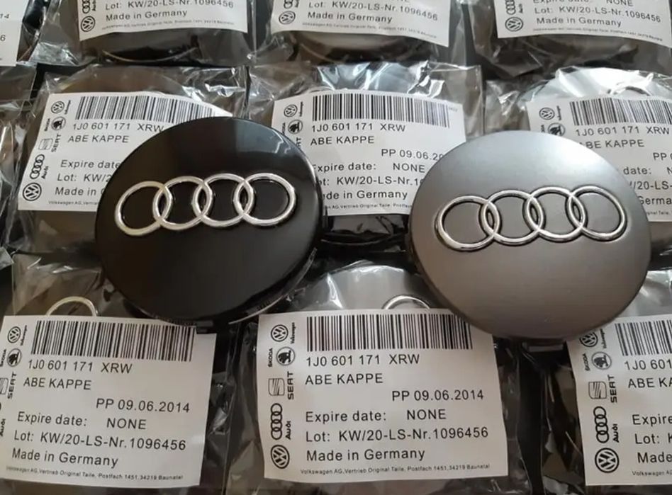Капачки за Ауди 6см Сиви и черен гланц Audi A3 A4 A5 A6 sline