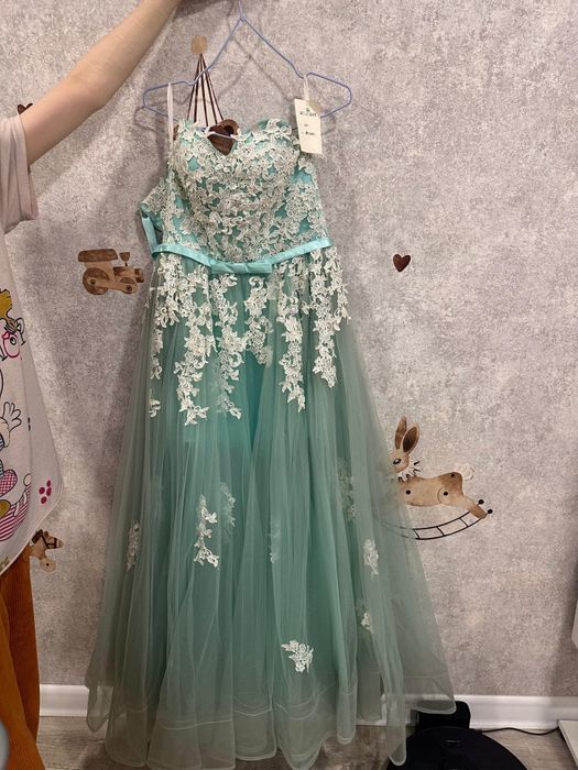 Вечернее  платье