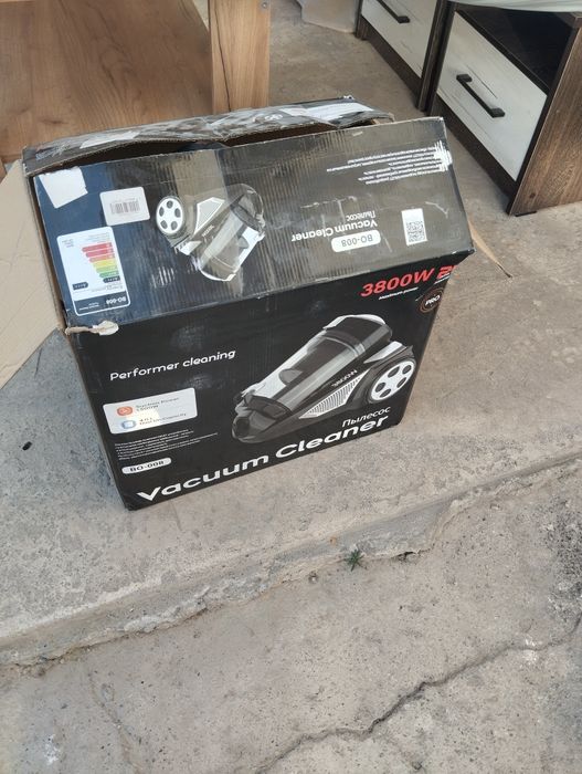Vacuum Plisos 3800 w