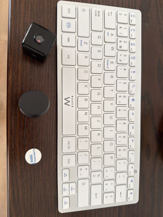 Безжична Bluetooth клавиатура Lewent EW3168