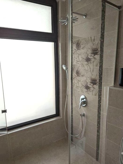 Дава се под наем Тристаен апартамент в Пловдив, Кършияка - 100 кв.м за 700 € - Снимка #9