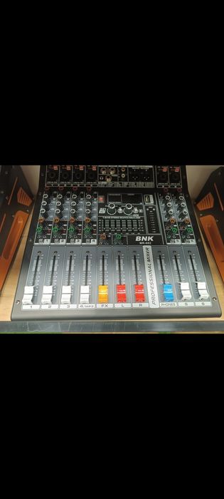 Микшерный активный пульт новый