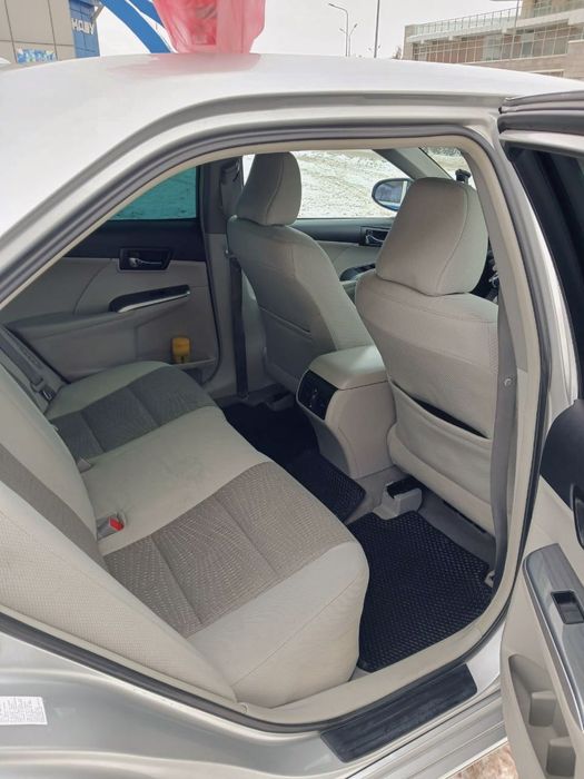 Продам Toyota Camry Hybrid XLE