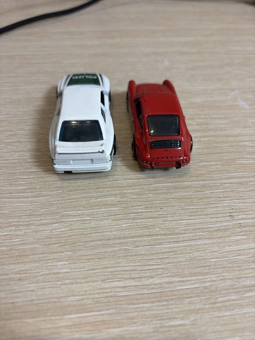 Hot wheels porsche 911 bmw m3