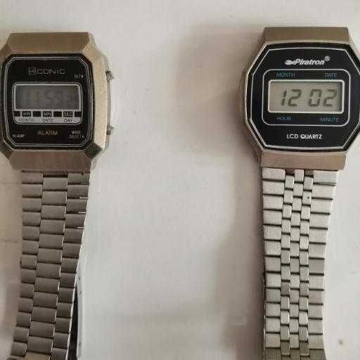 Vand ceasuri electronice de colectie