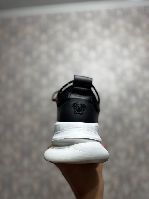 VERSACE Chain reaction в 40-м размере !!!