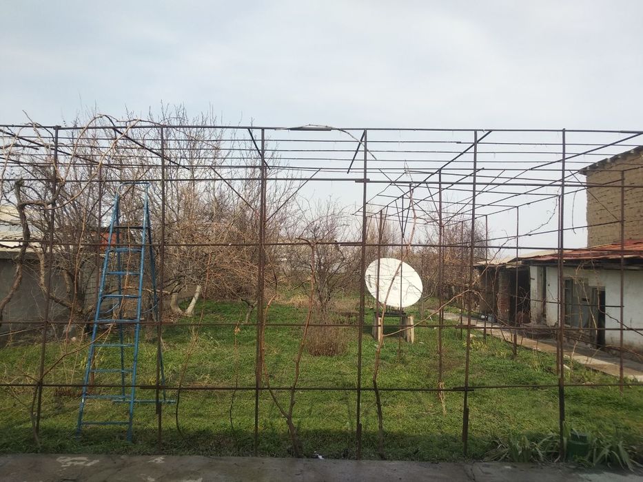 Продаётся дом 13 соток Hovli sotiladi 13 sotok
