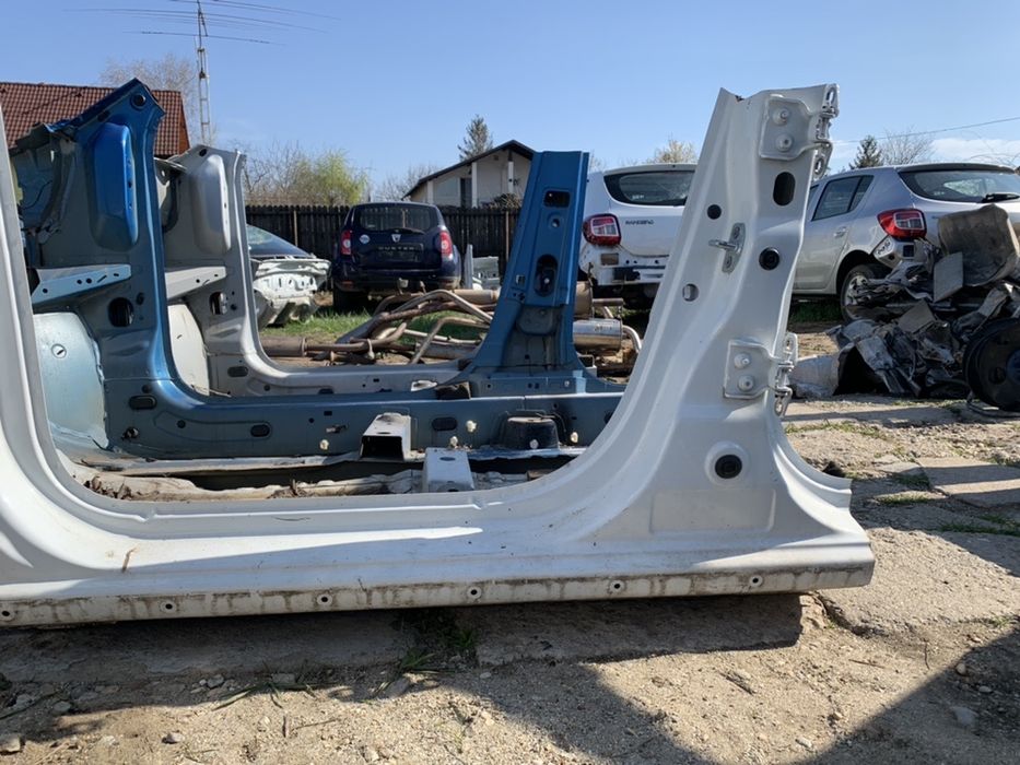 Vand praguri pt Dacia Logan/Sandero/Mcv/Duster Hjd-2013-2020