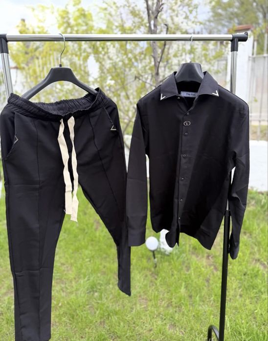 Compleuri VLTN style! Casual ! Calitate premium!