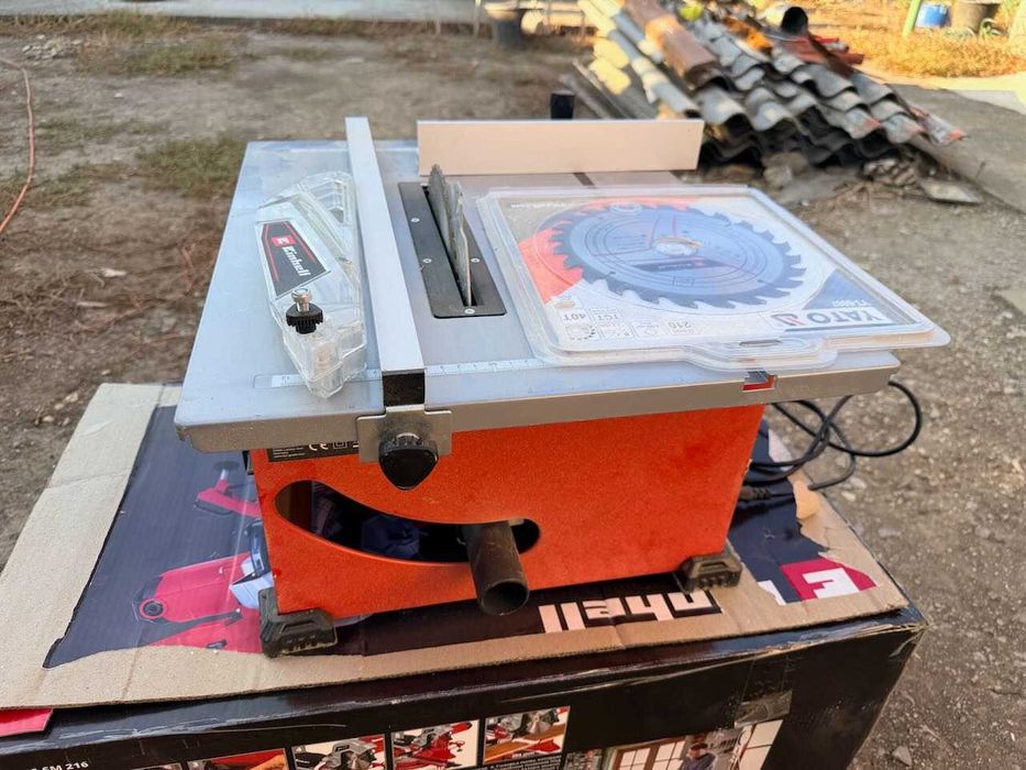Fierastrau circular cu masa Einhell TC-TS 210, 900 W, lama Ø210 x 30 mm