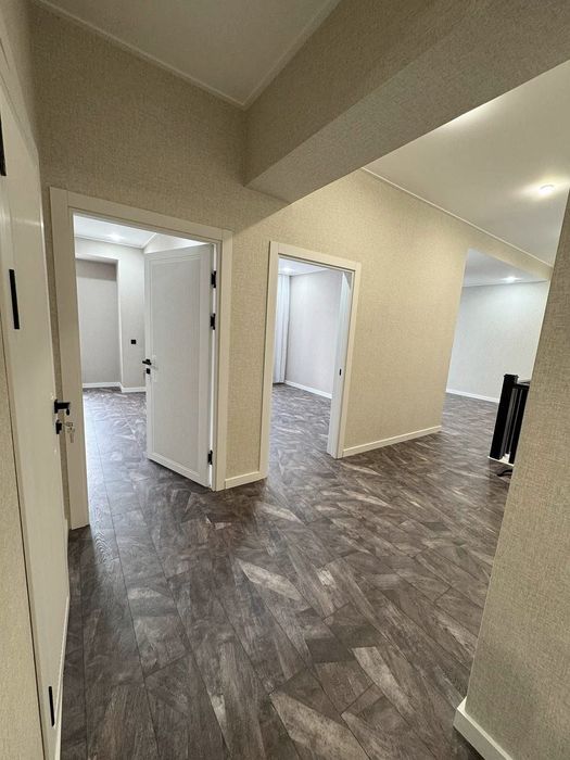 Замона тойхона ропарасида 160 кв 5 хона дуплекс   3-4 этаж сотилади