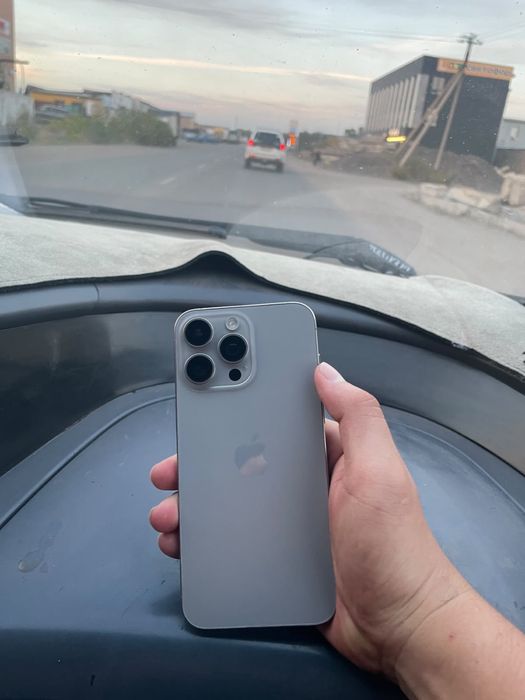 Iphone 15pro max 256GB/87%