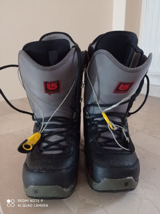 Oferta Boots Burton Tribute marimea 43, 28 cm 299 lei