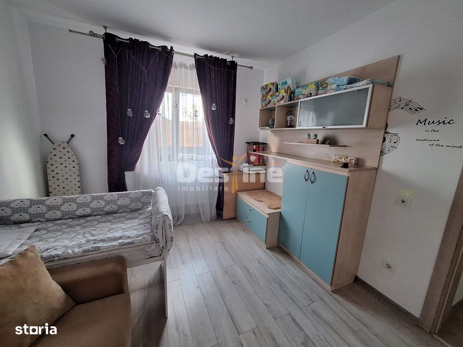 Casa LUNCA CETĂȚUII, 3 camere, decomandat, mansarda + parcare