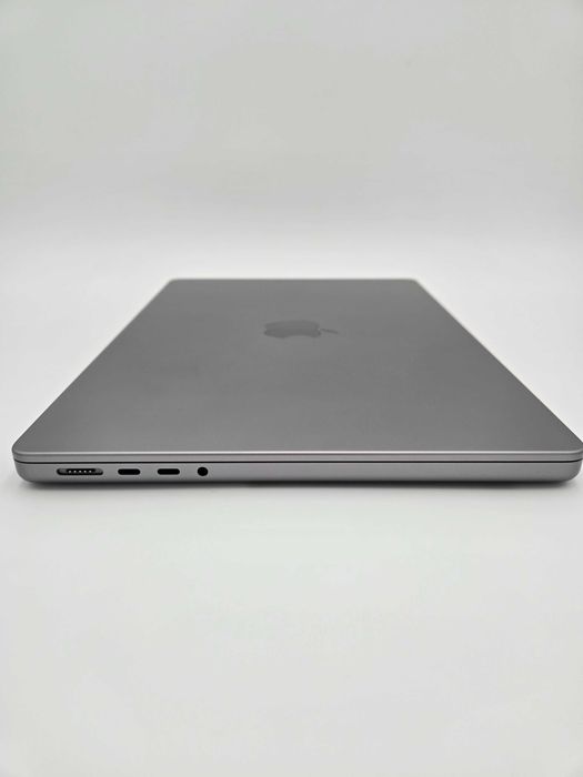MacBook Pro 14” (2023) – M2 Pro – 16GB – 512GB
