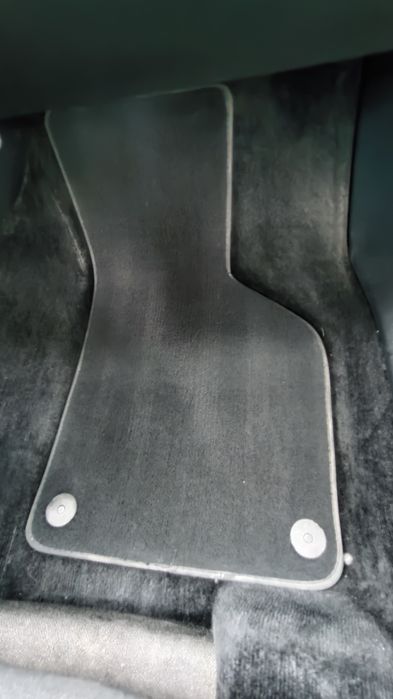 Мобилен детайлинг - почистване на автомобили на ваш адрес