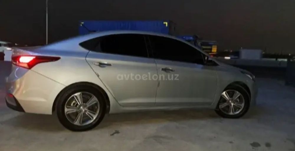 Hyundai Accent +5 full 2020 yil obmen na Hyundai Tucson