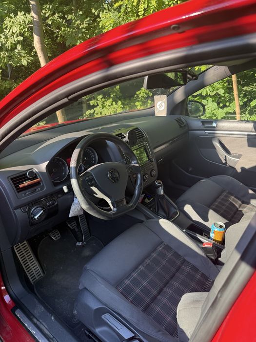 VOLKSWAGEN Golf 2005 — imagine 5